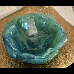 Handcrafted Blue Resin Ring Holder